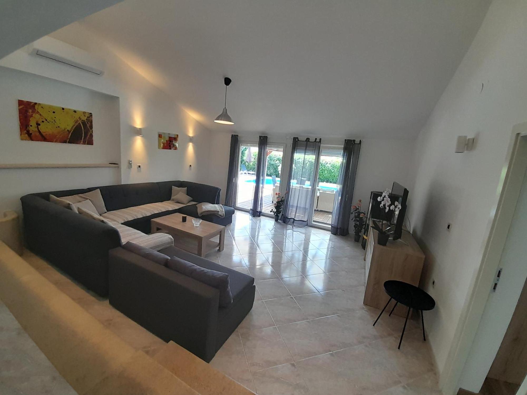 Vila Mira